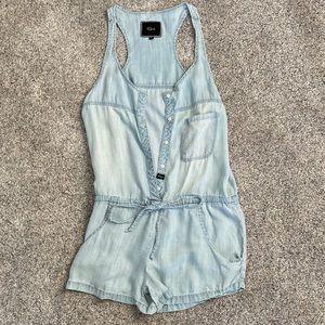 Rails summer romper M